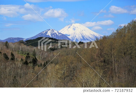 Mt. Shiribetsu and Mt. Yotei in spring (Kimobetsu Town, Hokkaido) Mt. Shiribetsu and Mt. Yotei in spring (Kimobetsu Town, Hokkaido) 72187932