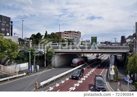 Matsubara Bridge intersection of National Route 1 and Kannana-dori Matsubara Bridge intersection of National Route 1 and Kannana-dori 72190884