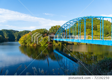 [Mie Prefecture] Shorenji Lake Bridge 72192250