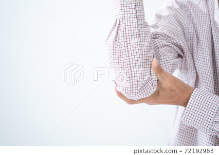 肘關節疼痛老人 72192963