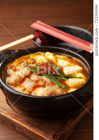 kimchi hot pot  72200494