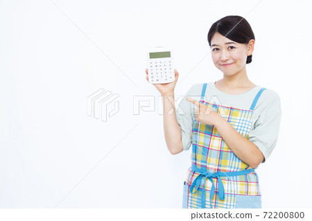 30s housewife white background portrait 30s housewife white background portrait 72200800