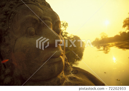 CAMBODIA SIEM REAP ANGKOR THOM SOUTH GATE 72202933