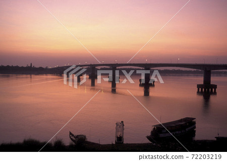 CAMBODIA KAMPONG CHAM MEKONG RIVER BRIDGE 72203219