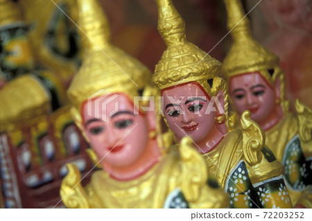 CAMBODIA KAMPONG THOM BUDDHA CARVING VILLAGE CAMBODIA KAMPONG THOM BUDDHA CARVING VILLAGE 72203252