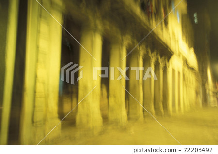 CUBA HAVANA MALECON 72203492