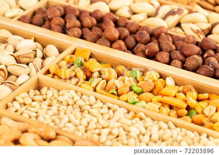 Heap of nuts Heap of nuts 72203896