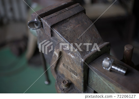 Cutting work of piping 72206127