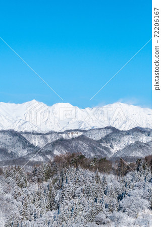 冬天的白馬山(來自長野縣小川村) 冬天的白馬山(來自長野縣小川村) 72206167