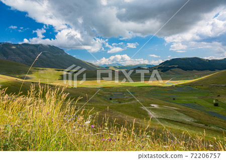 意大利Casteluccio di Norcha的廣闊高原 意大利Casteluccio di Norcha的廣闊高原 72206757