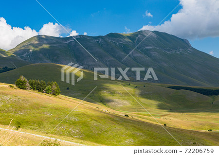 意大利Casteluccio di Norcha的廣闊高原 意大利Casteluccio di Norcha的廣闊高原 72206759