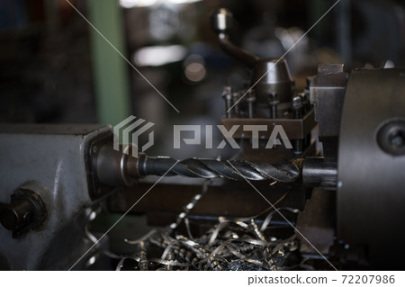 Drilling with lathe Drilling with lathe 72207986