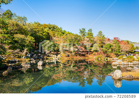 秋天的京都天龍寺寺ogen池 72208589