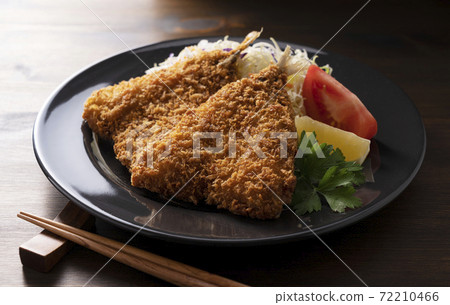 炸竹莢魚 炸竹莢魚 72210466