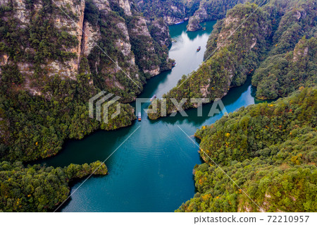 Beautiful high angle scenery of BaoFeng lake in Zhangjiajie China 72210957