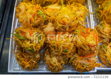 Delicious Japanese tempura fried vegetable balls at food stall Delicious Japanese tempura fried vegetable balls at food stall 72211130