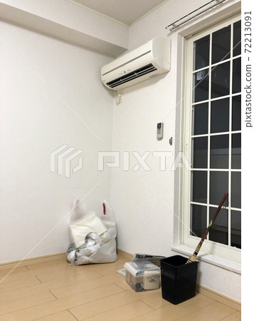 搬遷工作終於結束了 72213091