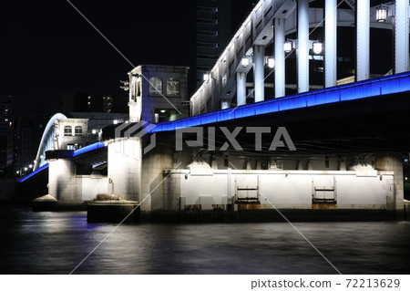 Illumination of the Sumida River Bridge that creates a lively waterside "Kachidoki Bridge" 72213629