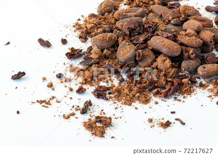 Cacao beans seeds, Cacao nibs and cacao powder. 72217627