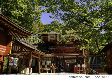 Danzan Shrine Tower Gate Sakurai City, Nara Prefecture 72218162