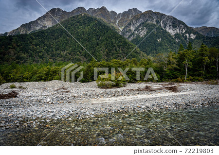 Mae Hotaka seen from Azusa River Mae Hotaka seen from Azusa River 72219803