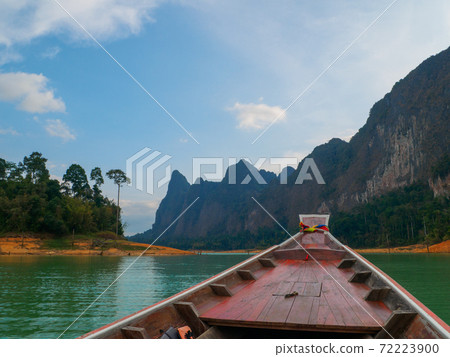 Tour the lake in the afternoon by long tail boat (Khao Sok, Surat Thani Province, Kingdom of Thailand) 72223900