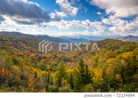 Great Smoky Mountains National Park, Tennessee, USA at the Newfound Pass 72224994