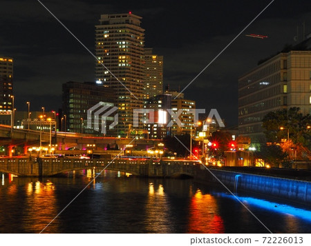 從中之島花園大橋看的大江大橋夜景 照片素材 圖片 圖庫