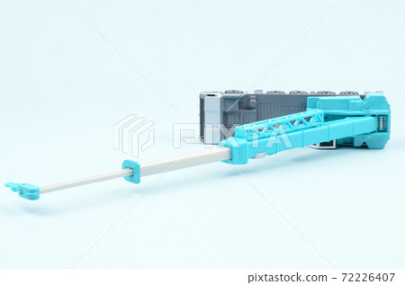 Crane fall accident 72226407