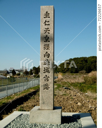 塔魯金皇帝的廢墟 72226657