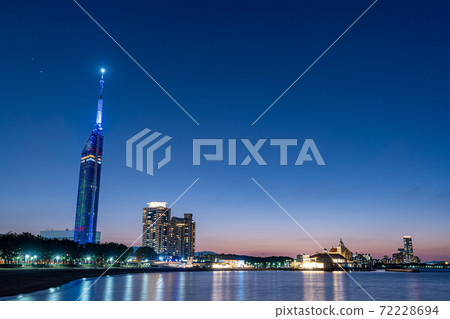 Night view of Fukuoka Tower 72228694