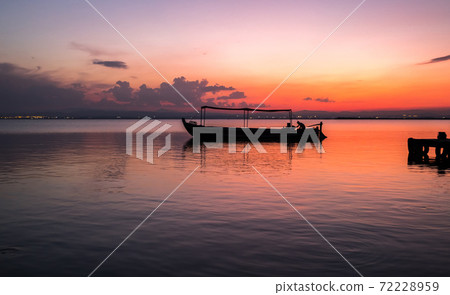 Sunset in Albufera of Valencia, Valencia, Spain. 72228959
