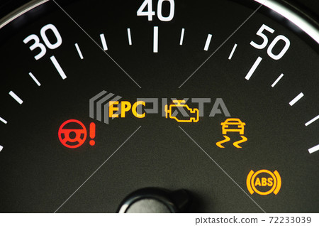 Error signs on car dashboard Error signs on car dashboard 72233039