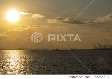Sunset, songdo, incheon 72233597