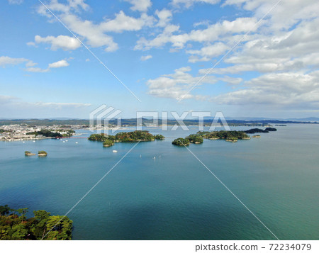 從松島海岸上方眺望松島灣 從松島海岸上方眺望松島灣 72234079