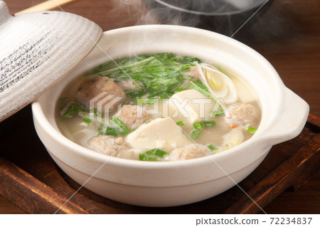 Chicken ball and tofu hot pot Chicken ball and tofu hot pot 72234837