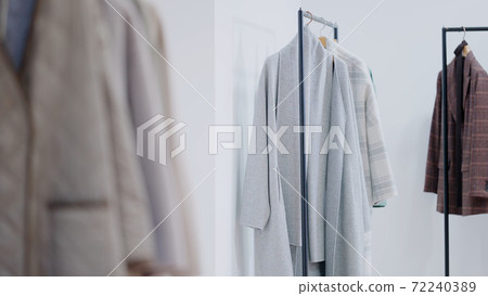 Image of apparel shop 72240389