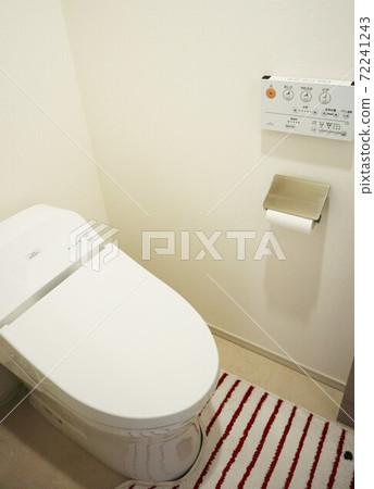免洗馬桶座便器 照片素材 圖片 圖庫