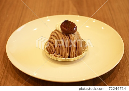 Mont Blanc  72244714