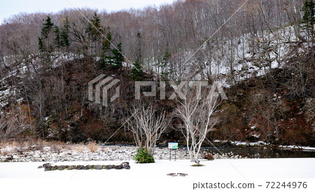 Hottaienchi Campus in early winter, Hottai Falls, Akita Prefecture 72244976