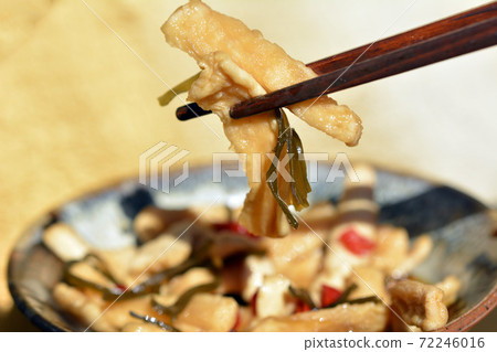 Harihari-zuke made from harvested radish from the vegetable garden. Split dried. pickles. home cooking. Food image material Harihari-zuke made from harvested radish from the vegetable garden. Split dried. pickles. home cooking. Food image material 72246016