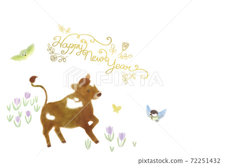 <Ox New Year's card> A young cow running in the field, a white-eye and a great tit watching over (horizontal, Happy New Yea characters) <Ox New Year's card> A young cow running in the field, a white-eye and a great tit watching over (horizontal, Happy New Yea characters) 72251432