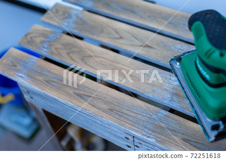 Repainting damage to the bench Thunder Repainting damage to the bench Thunder 72251618