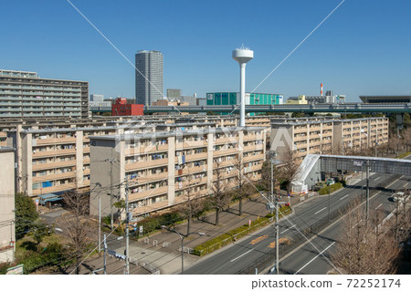 Toei Tatsumi housing complex in 1-chome, Tatsumi, Koto-ku, Tokyo 72252174