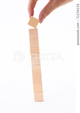 Building blocks in a vertical row Building blocks in a vertical row 72256158