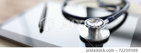 Planned check up in clinic Planned check up in clinic 72259389