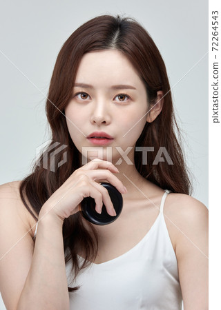 Woman beauty beauty 72264543