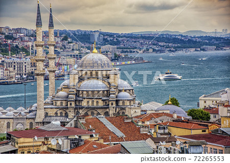 New Mosque in Istanbul New Mosque in Istanbul 72265553