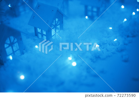 Glowing houses Christmas card Glowing houses Christmas card 72273590