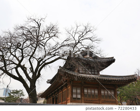 Architecture of Deoksugung Palace in Korea Architecture of Deoksugung Palace in Korea 72280433